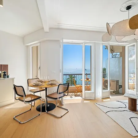Apartmán Le Bergasol Vue Terrasse Proche Centre *